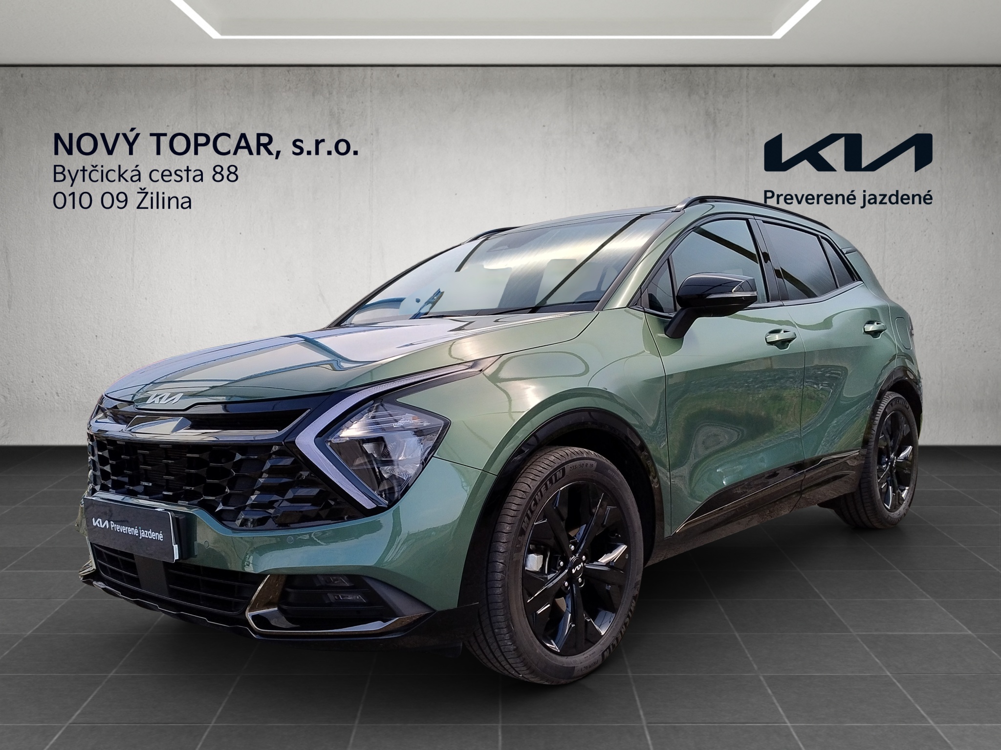 U5YPV81BHSL450525_01